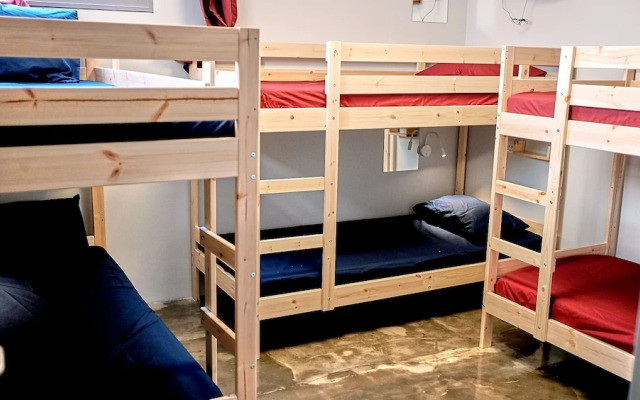 Pepo Hostel Tel Aviv