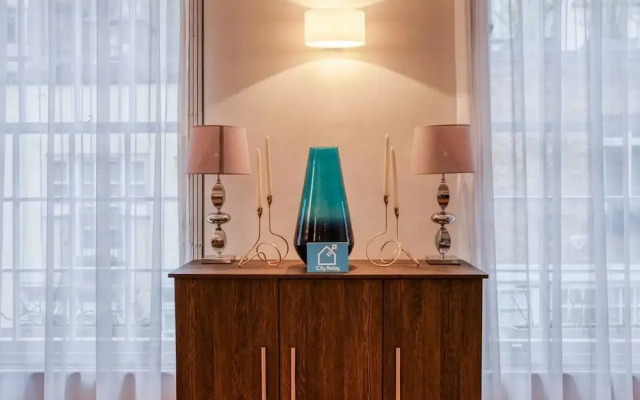 Bright and Cosy 3BR Mews House