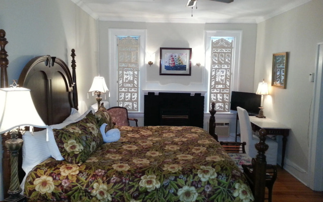 Stone Maiden Inn