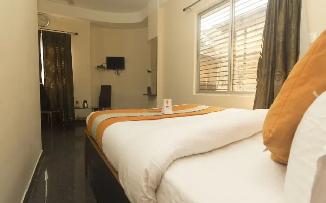 Sky Line Lodge by OYO Rooms