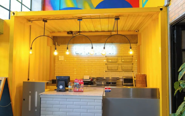Indie Studio Hotel