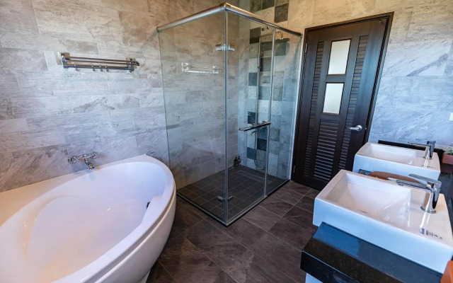 Moritz Homestay
