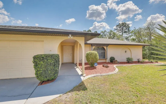 Saltwater Pool & Lanai: Lehigh Acres Escape!