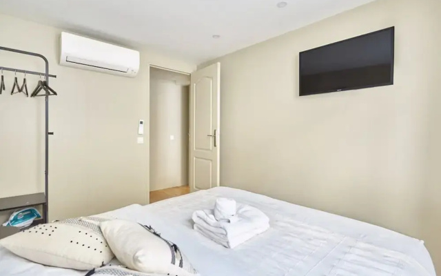 Charming Apartment 2 Bedrooms Center of Paris