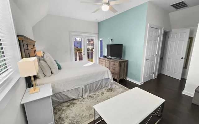 Sand Piper 1 Bedroom Home by RedAwning