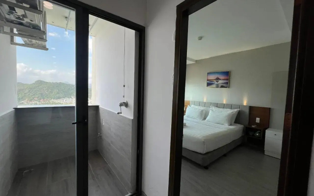 Royal Apartment in Muong Thanh