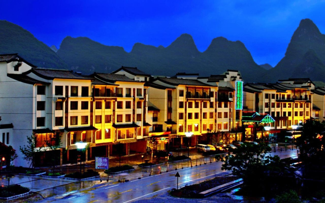 Jasper International Hotel