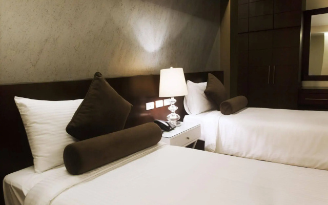 Grace Crown Hotel