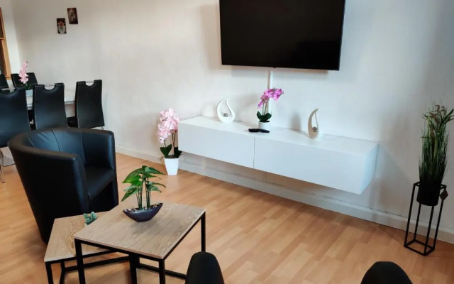 Family Apartments - Salzhausblick Ferienwohnungen