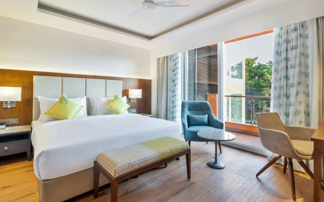 Golden Tulip Vagator