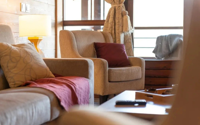 Mountain Side Stay With Sauna