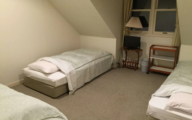 Guest House Bunk