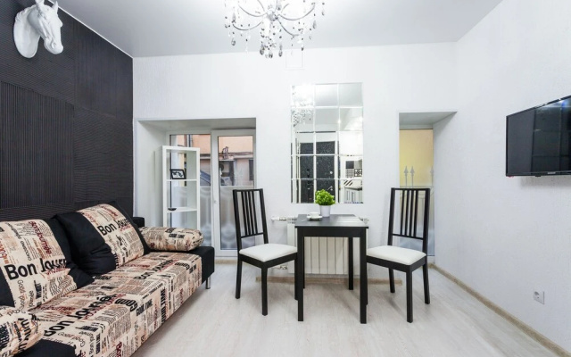 LeoHotels on 4th Sovetskaya,8