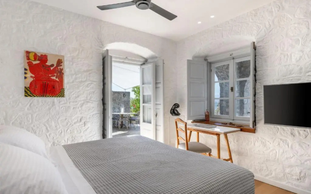 Onos Residence