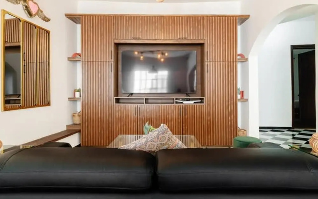 Art Deco Style Condo 2min Walk to Lincoln Park