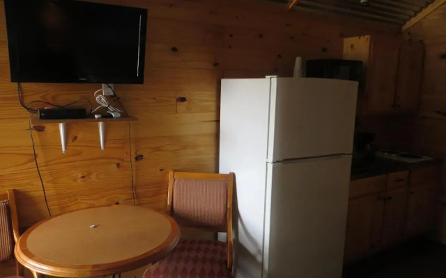 All Tucked Inn Cabins