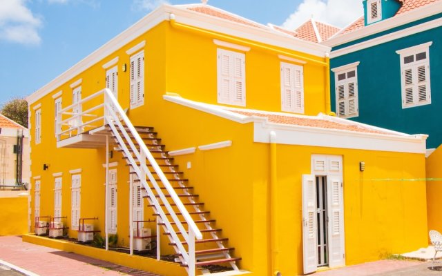 Bario Hotel in Willemstad, Curacao from 113$, photos, reviews - zenhotels.com hotel front