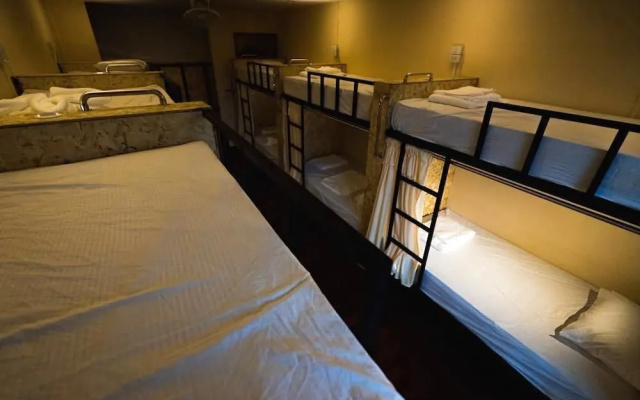 Triple s hostel