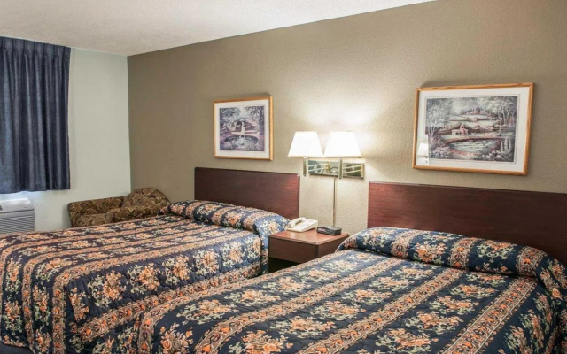 Econo Lodge West Lafayette