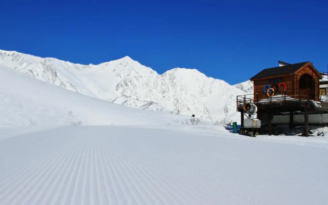 Hakuba Mountain Chalet