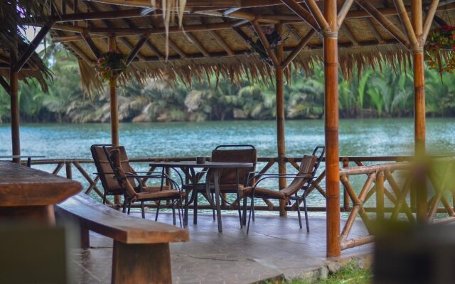 Shane Josa Resort