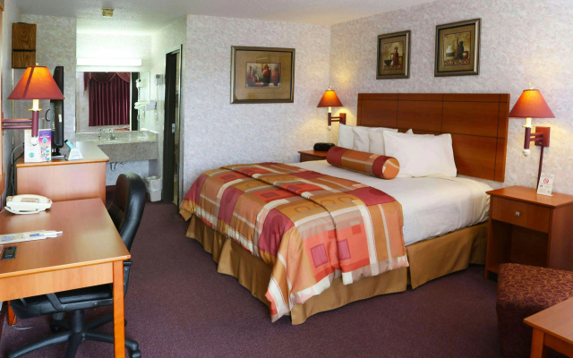Magnuson Hotel Howell