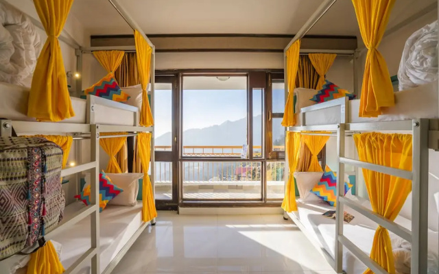 goSTOPS Mussoorie, Picture Palace