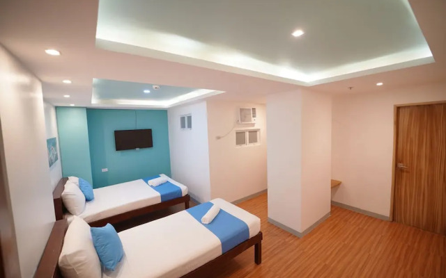 ARZO Hotel Premier