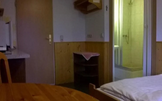 Freds Zimmer & Ferienwohnungen