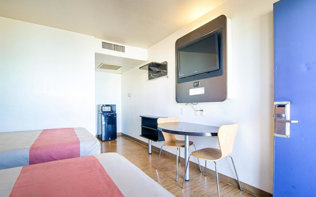 Motel 6 Joplin