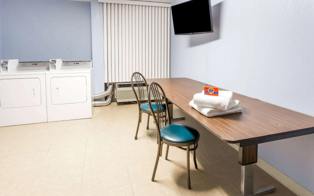 Days Hotel & Conference Center by Wyndham Danville