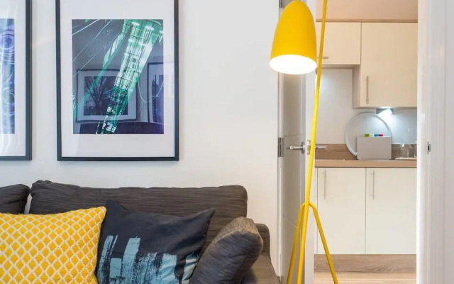 Luxury City Apartment