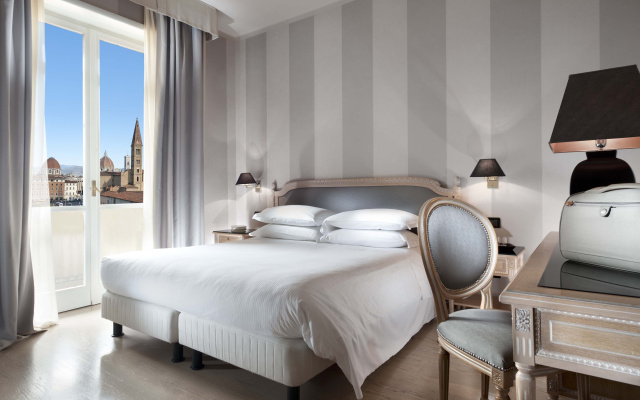 Отель C-hotels Ambasciatori