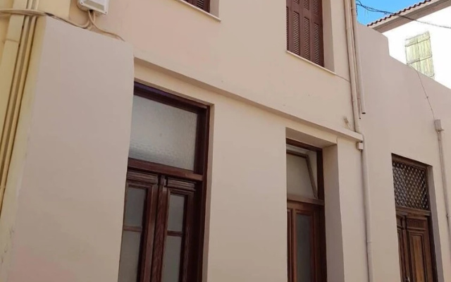 Dali Rooms