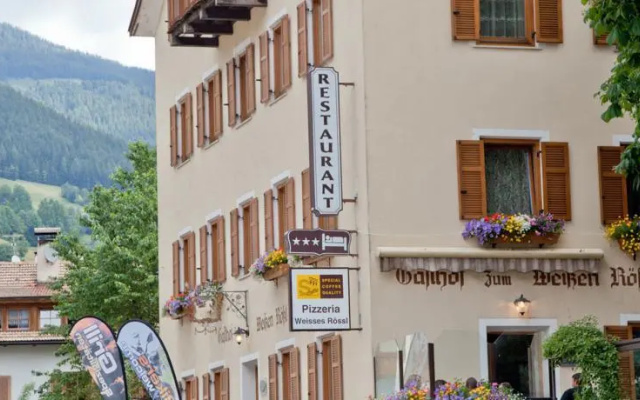 Gasthof Zum Weissen Rössl