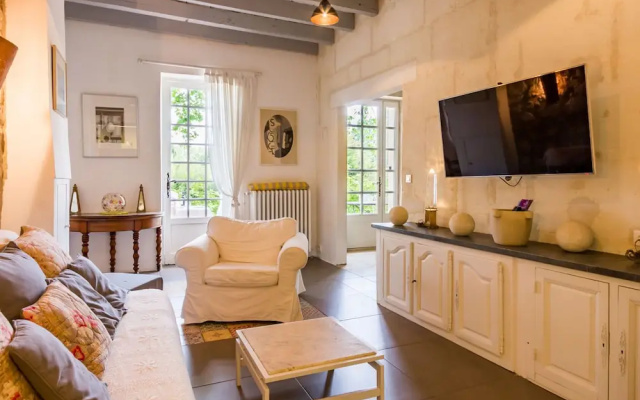 Beautiful Villa in Paradou With Swimming Pool