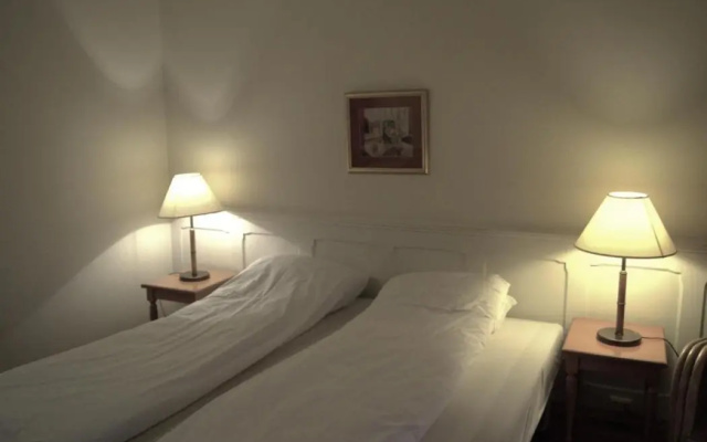 Strand Hotell
