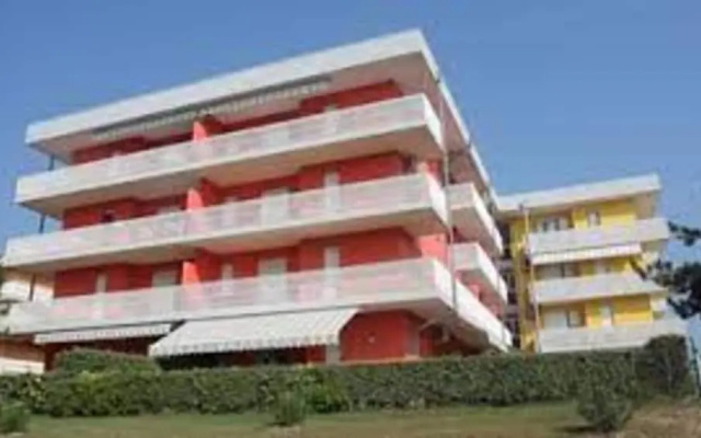 Adorable Flat With Terrace in Bibione - Beahost