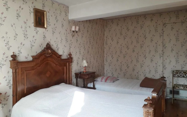 Maison Merle