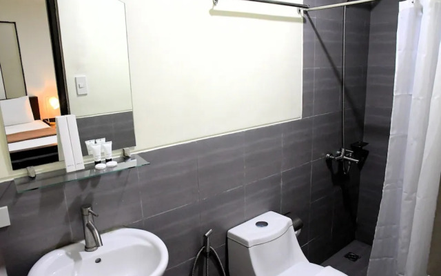 Arzo Hotel Makati