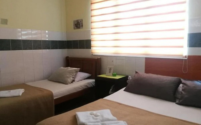 OYO 90762 FS Dimensi Hotel