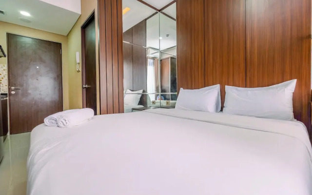 Comfortable And Modern Studio Transpark Cibubur Apartment