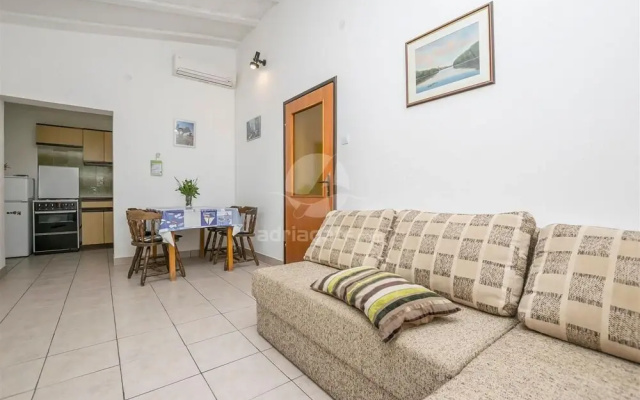 Beatiful Apartment Blue near Sandy Beach