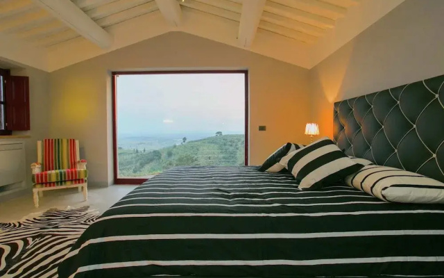 Villa in Mammi With Pool Near Florence