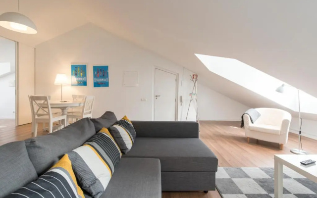 Charming Apartment Tram 28