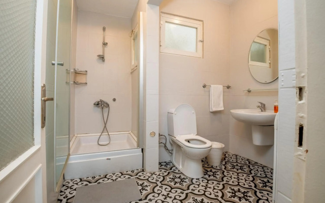 Spacious 2 Bedroom with Panoramic Bosphorus view