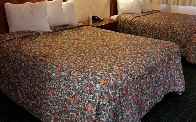 Shasta Lodge