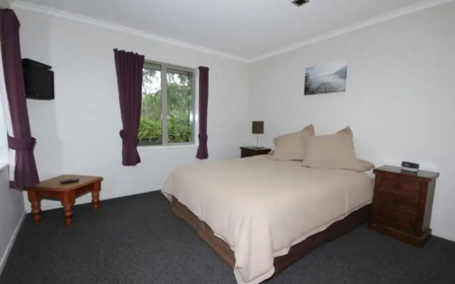 23a Jollies Pass Road
