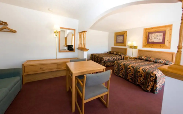 North Country Inn & Suites
