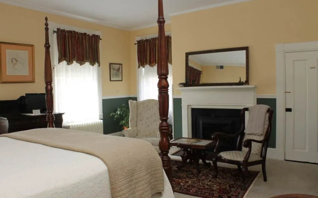 Cambridge House Bed & Breakfast